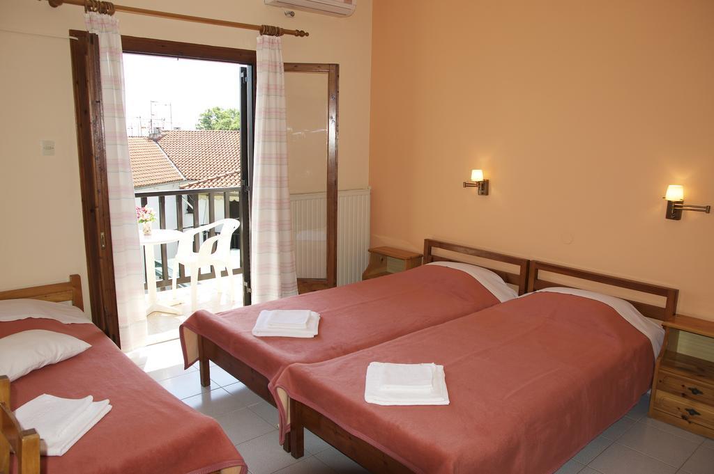 Hotel Sevilli Agios Ioannis  Bilik gambar
